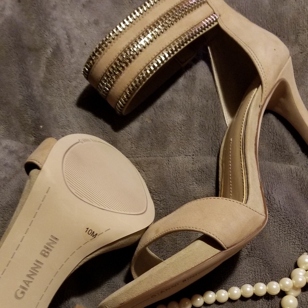 New Gianni Bini Size 10